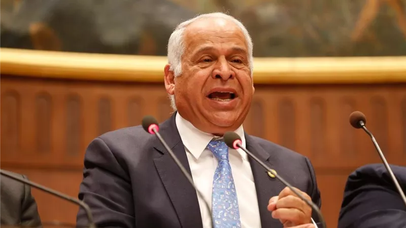 رئيس سموحة يتهم اتحاد الكرة بإفشال صفقة ضم عبدالله مجدي