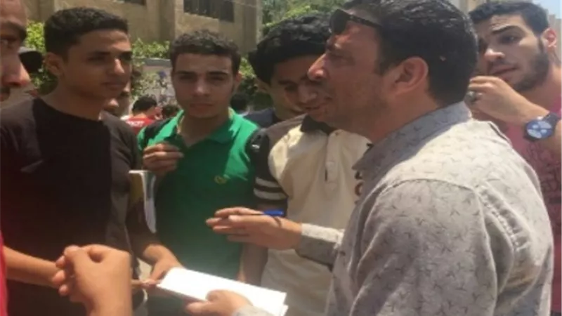 طلاب العلمي بالقليوبية: امتحان الجبر 