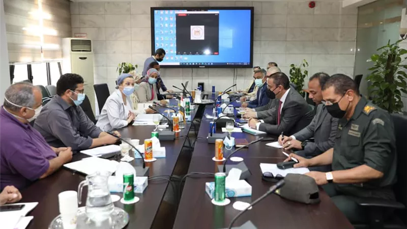 وزيرة البيئة تستقبل محافظ الفيوم لبحث فرص الاستثمار البيئى فى المحافظة