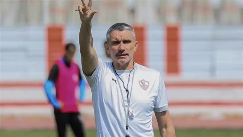 كارتيرون يطالب الزمالك بحسم صفقة سموحة
