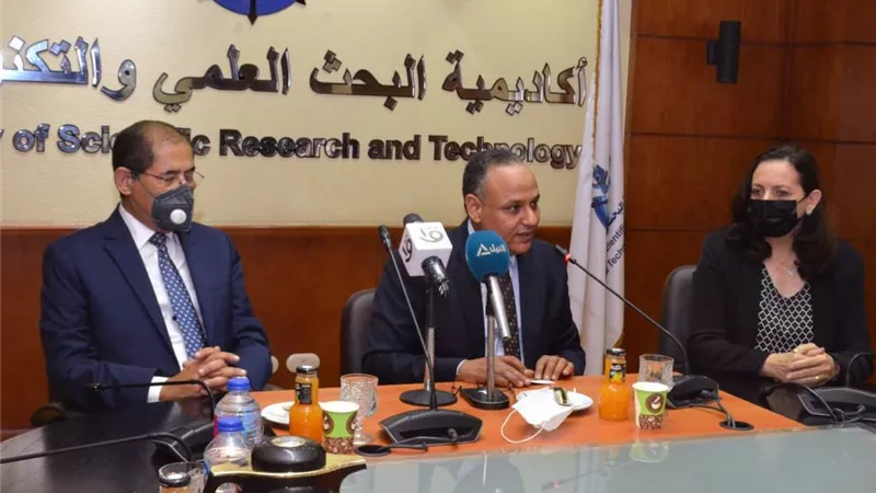 صقر يعلن تدشين مشروع مؤشر جديد لقياس وتصنيف مؤسسات البحث العلمى..صور