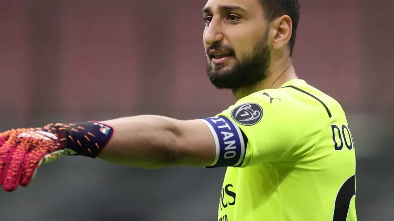 سان جيرمان يستقبل أفضل لاعب فى يورو2020.. فيديو
