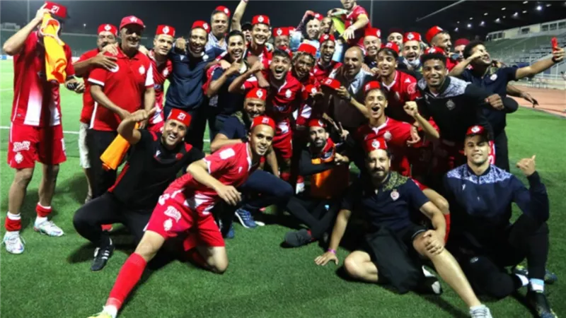 الوداد يكرس تفوقه ويتوج بالدوري المغربي للمرة 21 في تاريخه