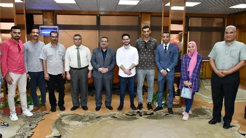 طلاب جامعة القناة يشاركون باللقاء القمي السابع للطالب والطالبة المتميزين