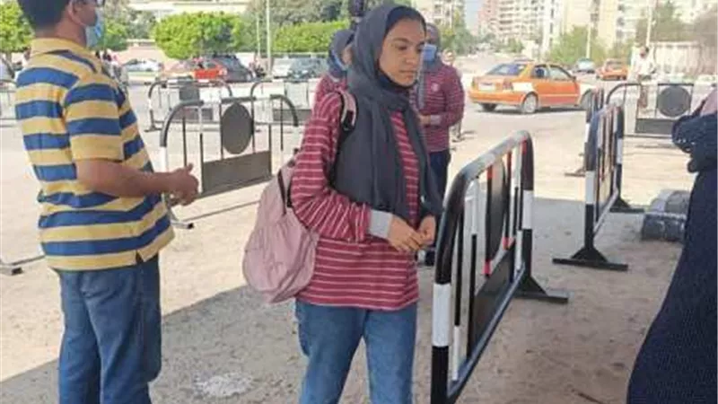طلاب الأدبي في الإسماعيلية سعداء بإمتحان الجغرافيا