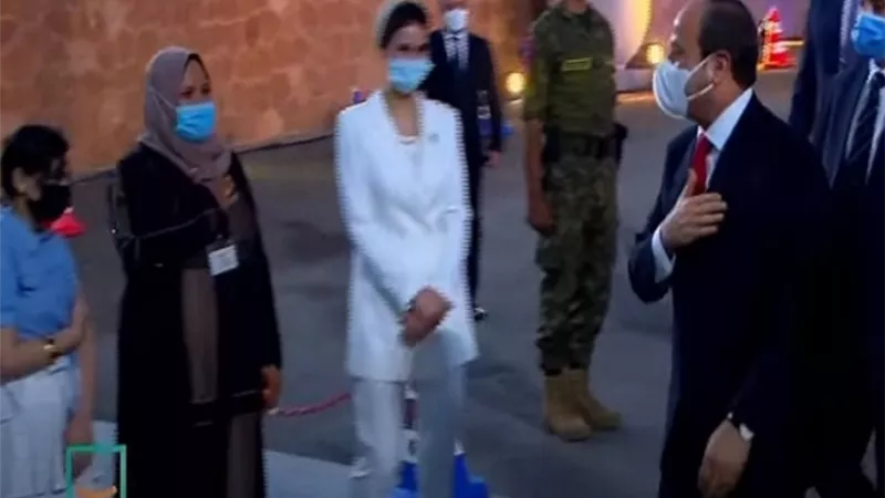 الرئيس السيسي يصل إلى مقر احتفالية المؤتمر الأول لمبادرة 