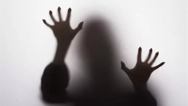 دراسة تكشف سبب الكوابيس التي تجعلك مستيقظا في الليل