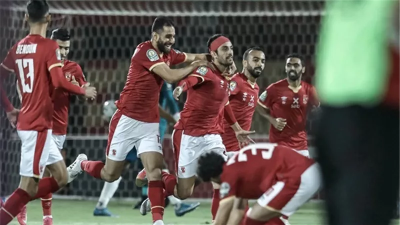 قنوات مجانية تنقل مباراة الاهلي وكايزر تشيفز في نهائي أفريقيا