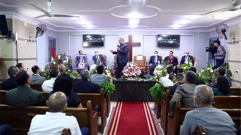 رئيس الطائفة الإنجيلية: حياة كريمة أيقونة الخير على مصر