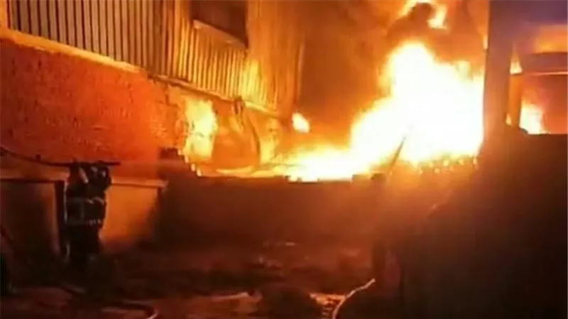 حريق هائل بمنطقة الطالبية والحماية المدنية تحاول السيطرة