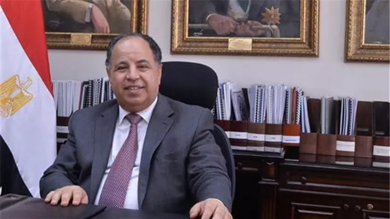 صرف مستحقات العاملين بالصناديق والحسابات الخاصة بالمحافظات قبل عيد الأضحى