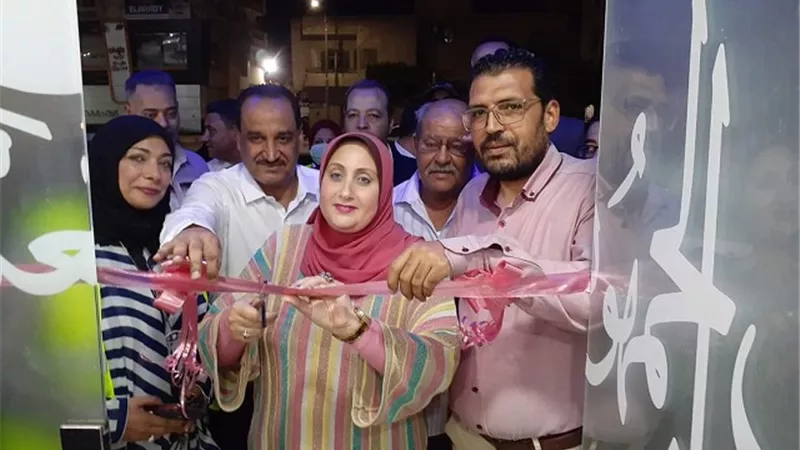 الشعب الجمهورى يقيم معرضا للملابس الجاهزة بالسويس