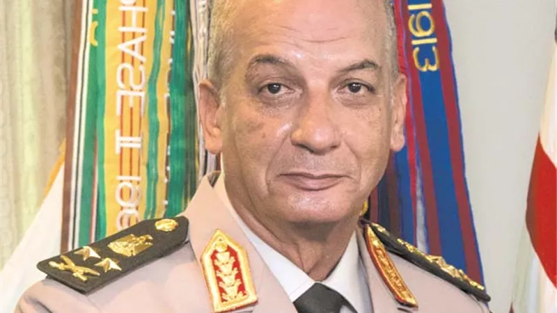 وزير الدفاع: رجال القوات المسلحة 