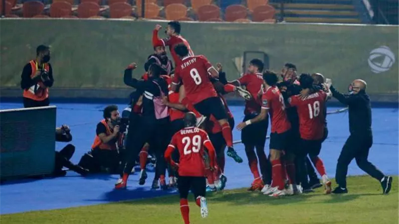 الخبراء: كفة الاهلى ارجح.. والنهائيات لا تعترف بالتاريخ
