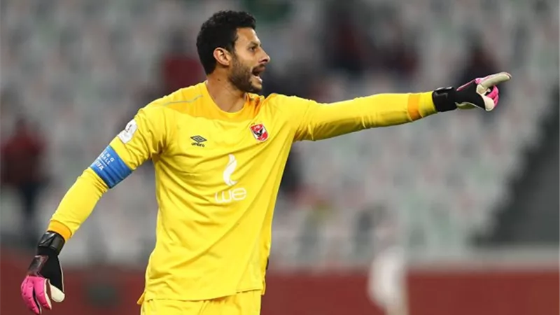 الاهلى وكايزر تشيفز .. مقارنة سريعة بين حارسى الفريقين