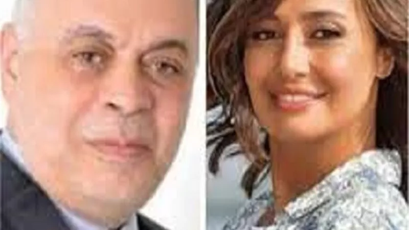 مشطوبة من النقابة واللى شايف الفن حرام يمشى.. أشرف زكى يفتح النار على حلا شيحة