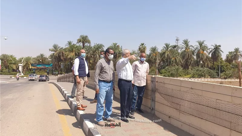 محافظ الأقصر يتفقد أعمال تطوير طريق المطار والكباش وطلاء الواجهات