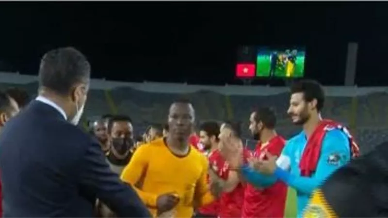 الأهلي يرد على 