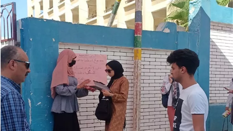 طلاب السويس سعداء بالفلسفة والمنطق وفوز الأهلي