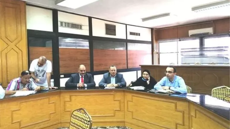 لجنة المشروعات المتوسطة والصغيرة في الإسماعيلية توافق على 57 ترخيص