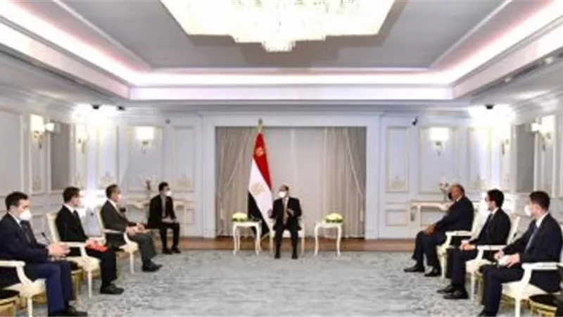 الرئيس يؤكد على موقف مصر الثابت بالحفاظ علي أمنها المائي المتمثل في حقوقها التاريخية في مياه النيل