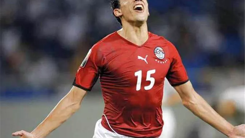 الكاف يشيد بـ هداف الأهلى عقب تتويج الفريق بدورى أبطال أفريقيا