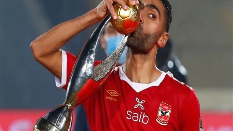 حسين الشحات يكشف: أمتلك عروض من السعودية والإمارات