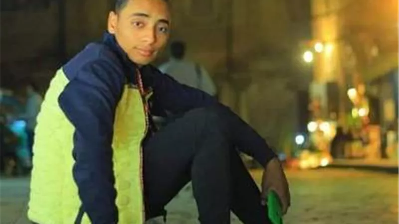 طالب الطب بجامعة السودان اقدم على الانتحار.. ونشر نعى له على الفيس بوك