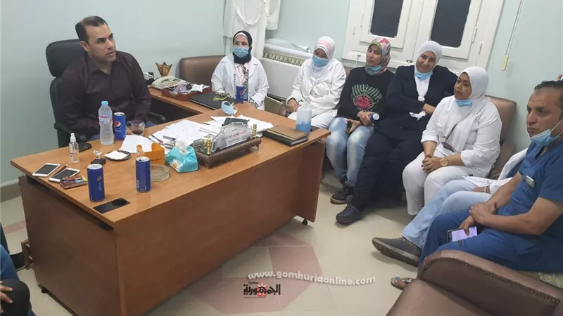 وكيل الصحة بدمياط يفاجئ مستشفى رأس البر ويطالب بحسن معاملة المرضى