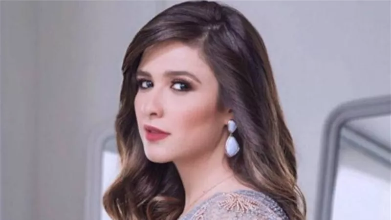 شقيق ياسمين عبد العزيز يكشف أخر تطورات حالتها الصحية: 