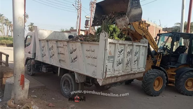 محافظ أسيوط يوجه باستمرار وتكثيف حملات النظافة ورفع المخلفات خلال أيام عيد الأضحى