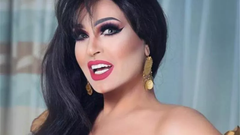 بالفيديو ..أحدث ظهور لفيفي عبده من الساحل في حفل الهضبة