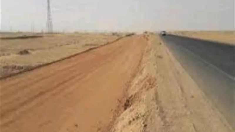 مصرع واصابة 3 أشخاص في انقلاب سيارة ربع كابينة علي صحراوي أسوان