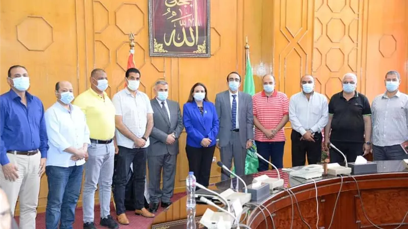 تعاون بين الاتصالات و الإسماعيلية ودمياط للتطوير المؤسسى والتحول الرقمى