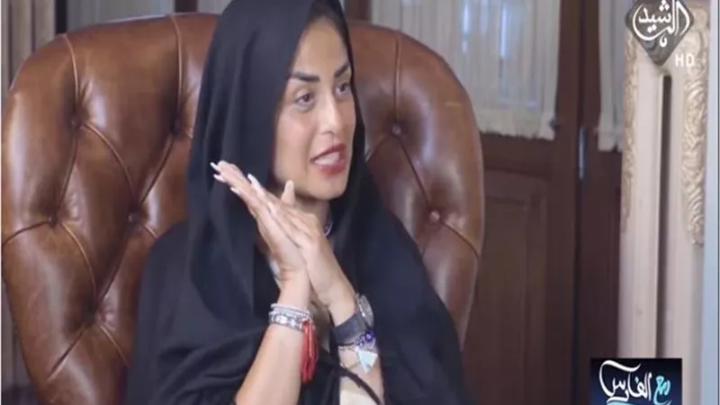 منة فضالي ترتدى الحجاب على الهواء .. لهذا السبب
