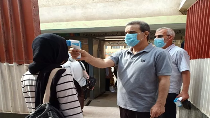 توافد مراقبى وملاحظى اللجان الامتحانية للثانوية العامة