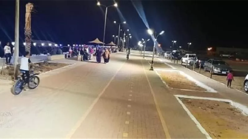 محافظ البحر الأحمر يلبى مطالب أهالى رأس غارب.. تعرف عليها بالصور