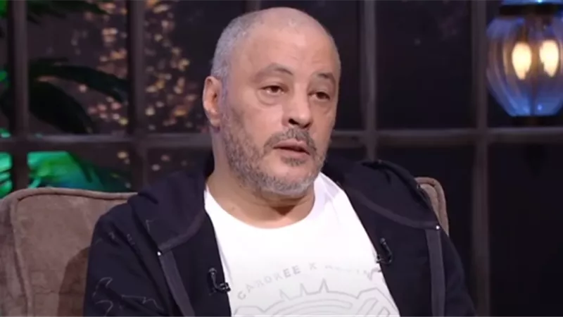 عمرو عبد الجليل يعتذر لـ دلال عبد العزيز