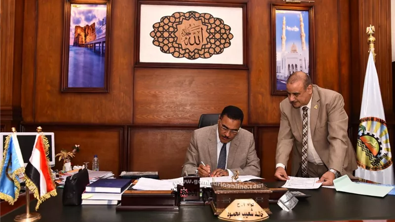 اعتماد نتيجة التنسيق للثانوي العام والفني بمدارس مطروح