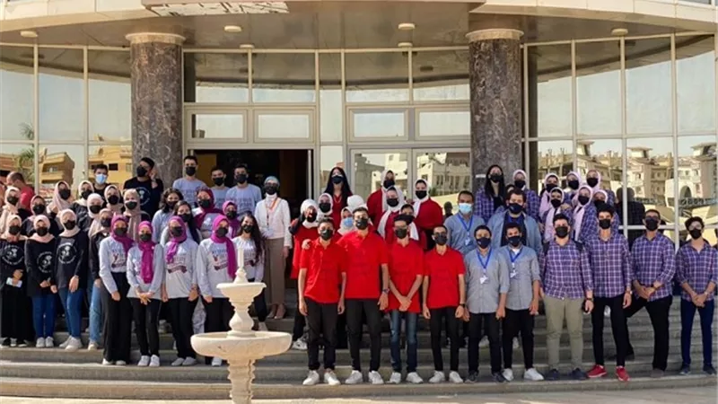 كلية الصيدلة فى الجامعة المصرية الروسية تنظم معرض