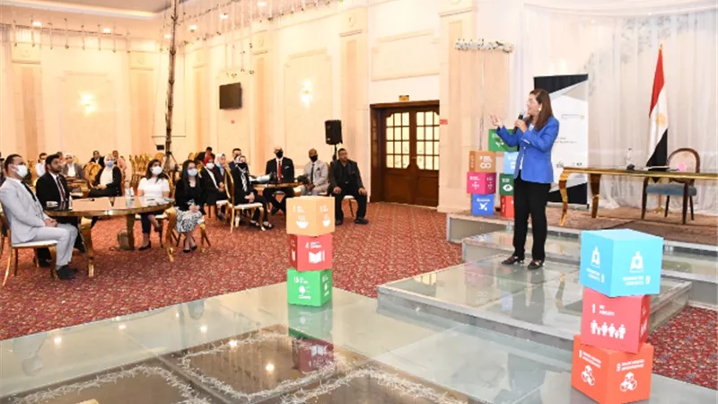 وزيرة التخطيط تشهد تدريب دفعة جديدة من مبادرة كن سفيرًا