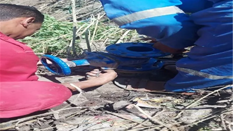 مياه قنا: إصلاح خط طرد الرئيسى بمدنية قفط