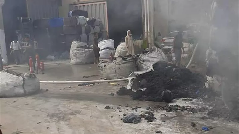 حريق مصنع منسوجات بالمنطقة الصناعية الثالثة فى العاشر من رمضان