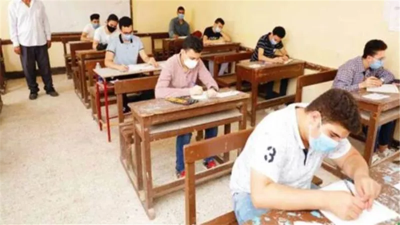 التعليم تضبط الطالب المسئول عن نشر أسئلة امتحان اللغة الأجنبية الأولى