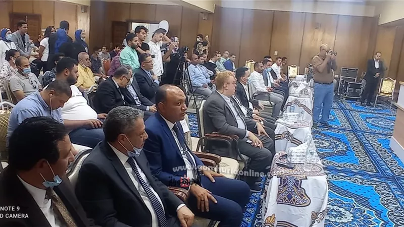 انطلاق بطولة السادات الدولية للشطرنج بمشاركة 200 لاعب .. صور