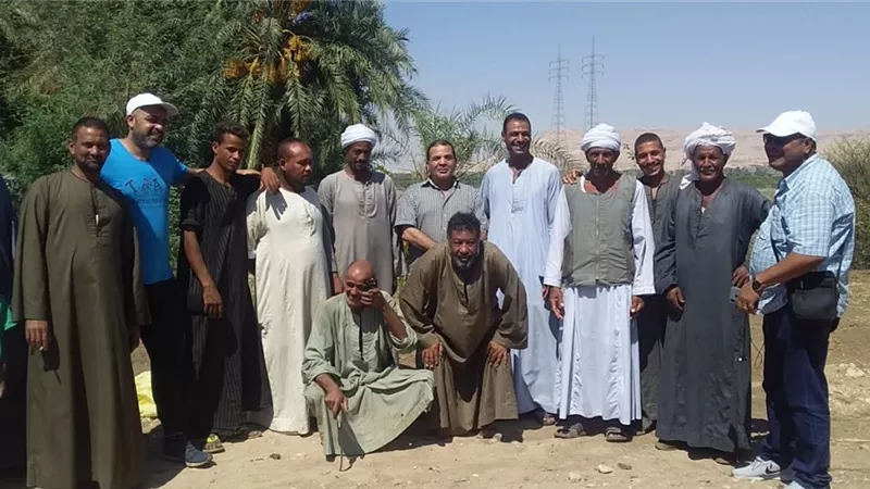 رئيس مركز الزينية يتفقد بدء أعمال مشروع محور شمال الأقصر