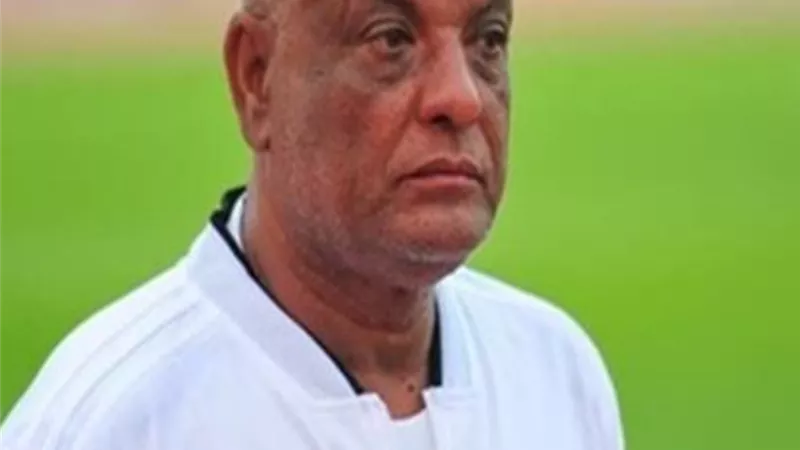السيد: أرشح هذا اللاعب للناحية اليمنى للأهلى أمام أسوان