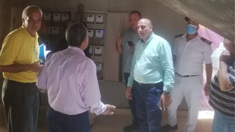 جهاز الشروق يغلق 6 وحدات سكنية ويرفع عداداتها.. تعرف على الأسباب بالصور