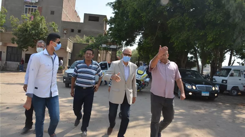 المحافظ يتفقد مشروعات مدينة الخانكة الخدمية والصحية لدفع الأعمال وتذليل المعوقات