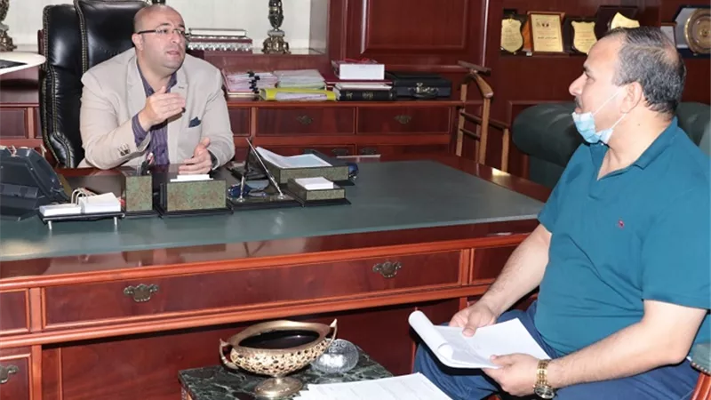 محافظ بني سويف يقرر إيقاف رئيس قرية عن العمل في المنسوب إليه من القيام بالبناء على أرض زراعية